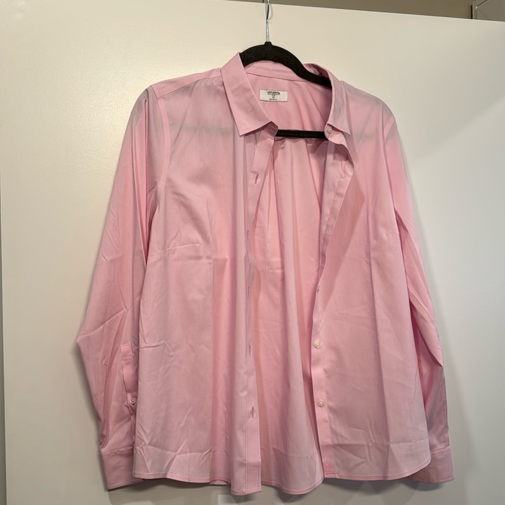 Untuck It Women’s Button Down